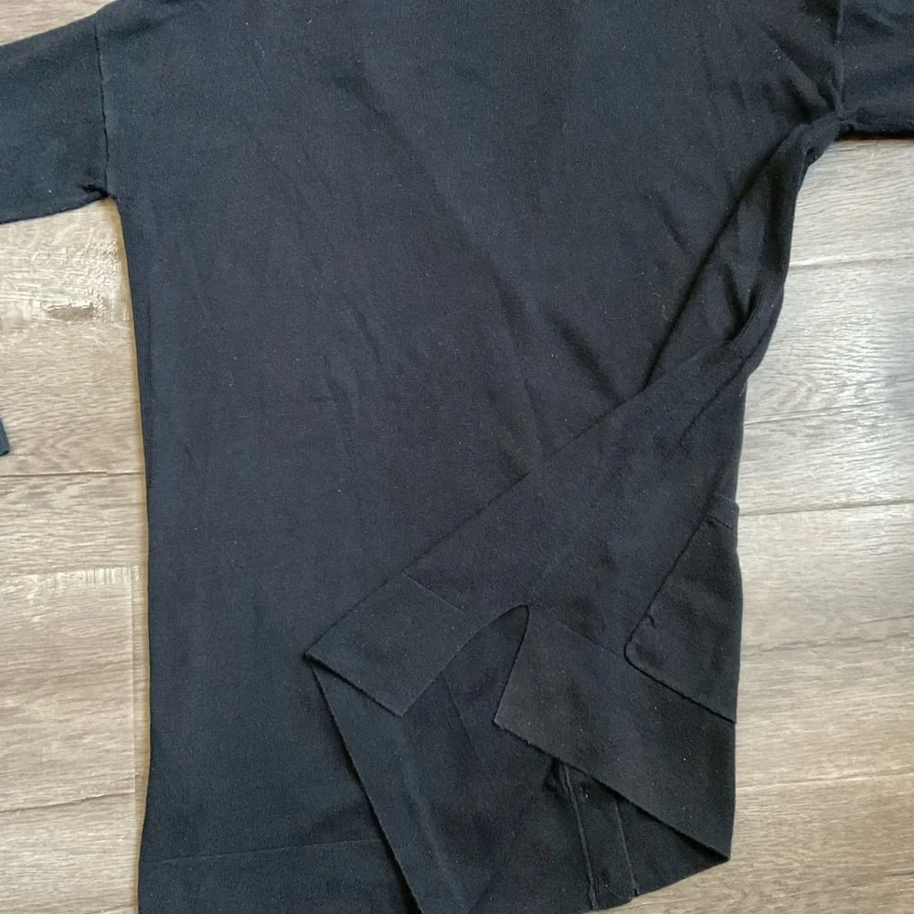 Cardigan (Size M) - Picture 3 of 3